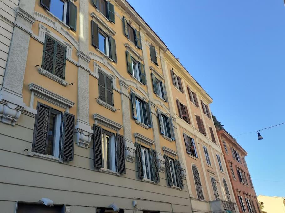 Colosseo Appartamento *